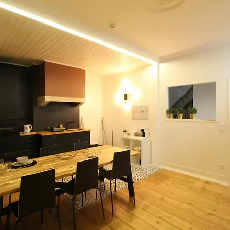Σπίτι διακοπών Bright 1 Bd W Lovely Balcony In