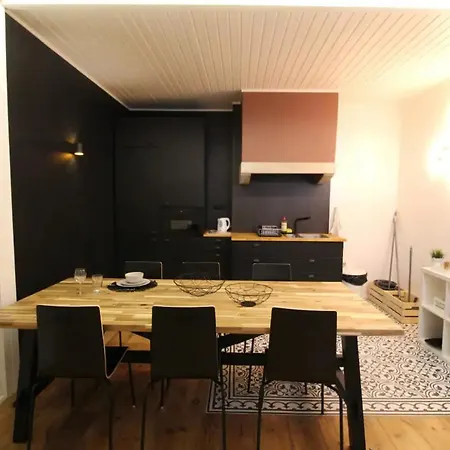 Σπίτι διακοπών Bright 1 Bd W Lovely Balcony In *