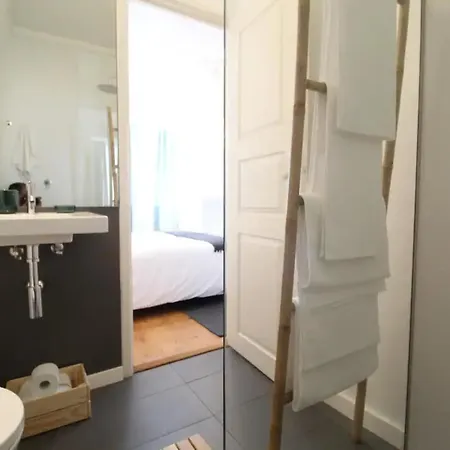 Bright 1 Bd W Lovely Balcony In Feriehus Lisboa